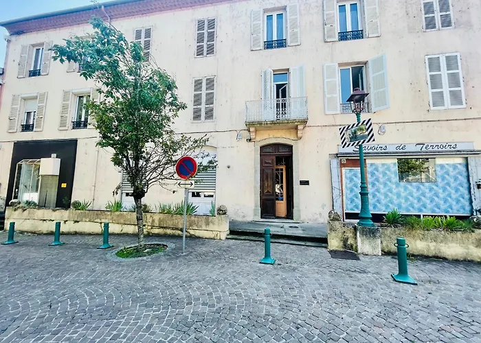 Calme, Proche Des Thermes Et Des Commerces